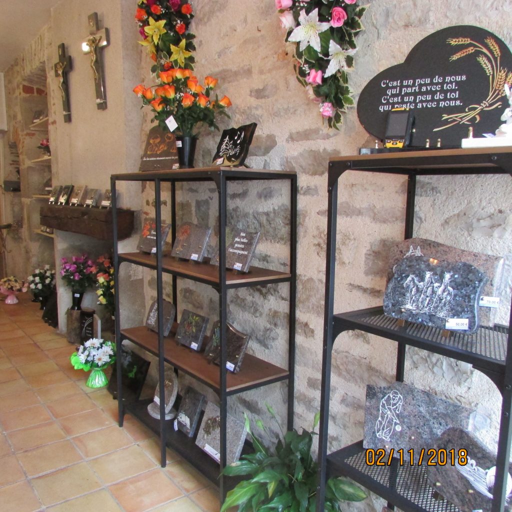 produits au magasin funeraire